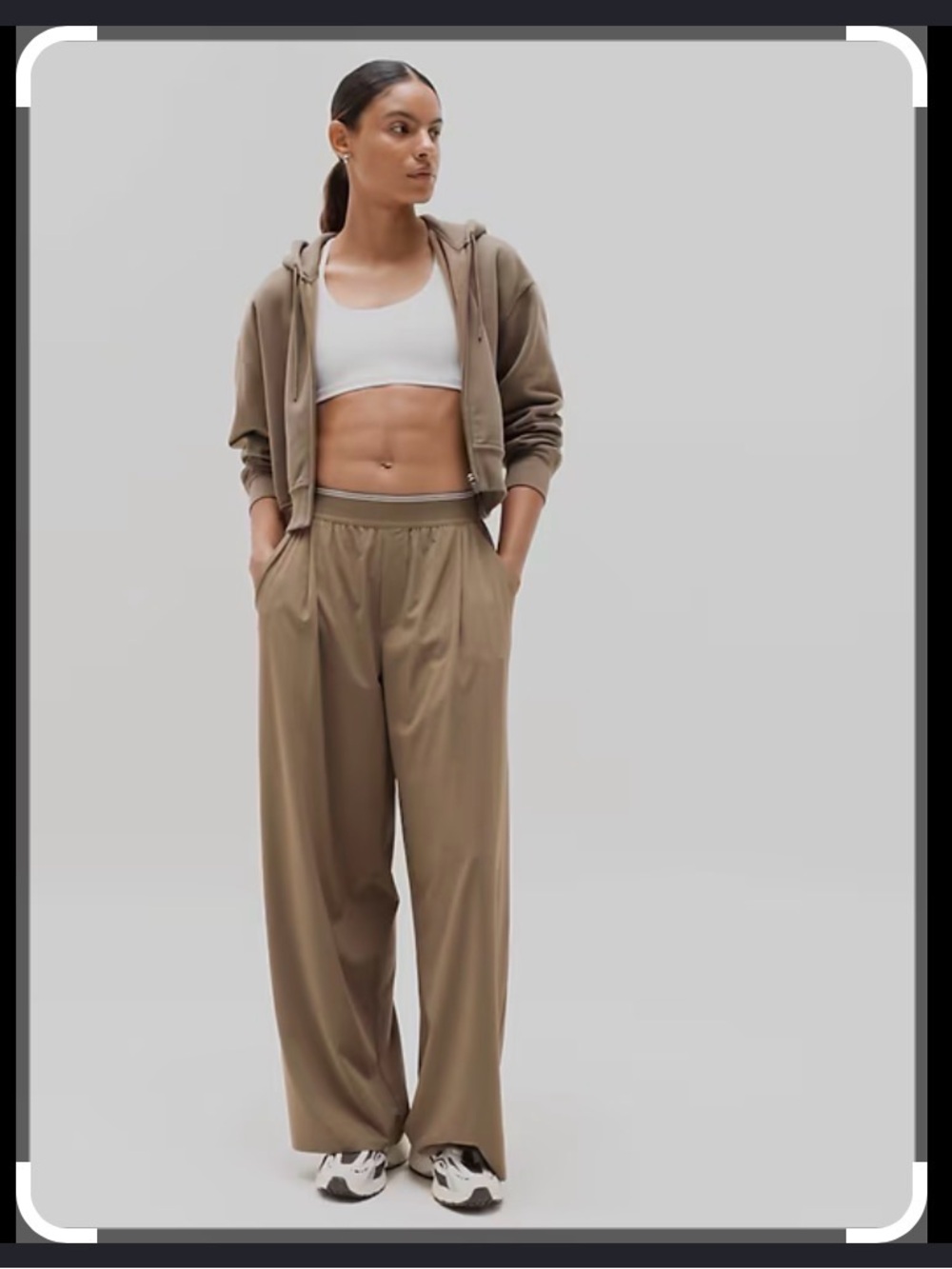 Athleta Stratosphere high waist , Wide-Leg Track Pants in Taupe